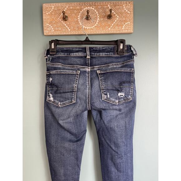 American Eagle Dark Wash Ripped Skinny Jeans - Picture 6 of 8